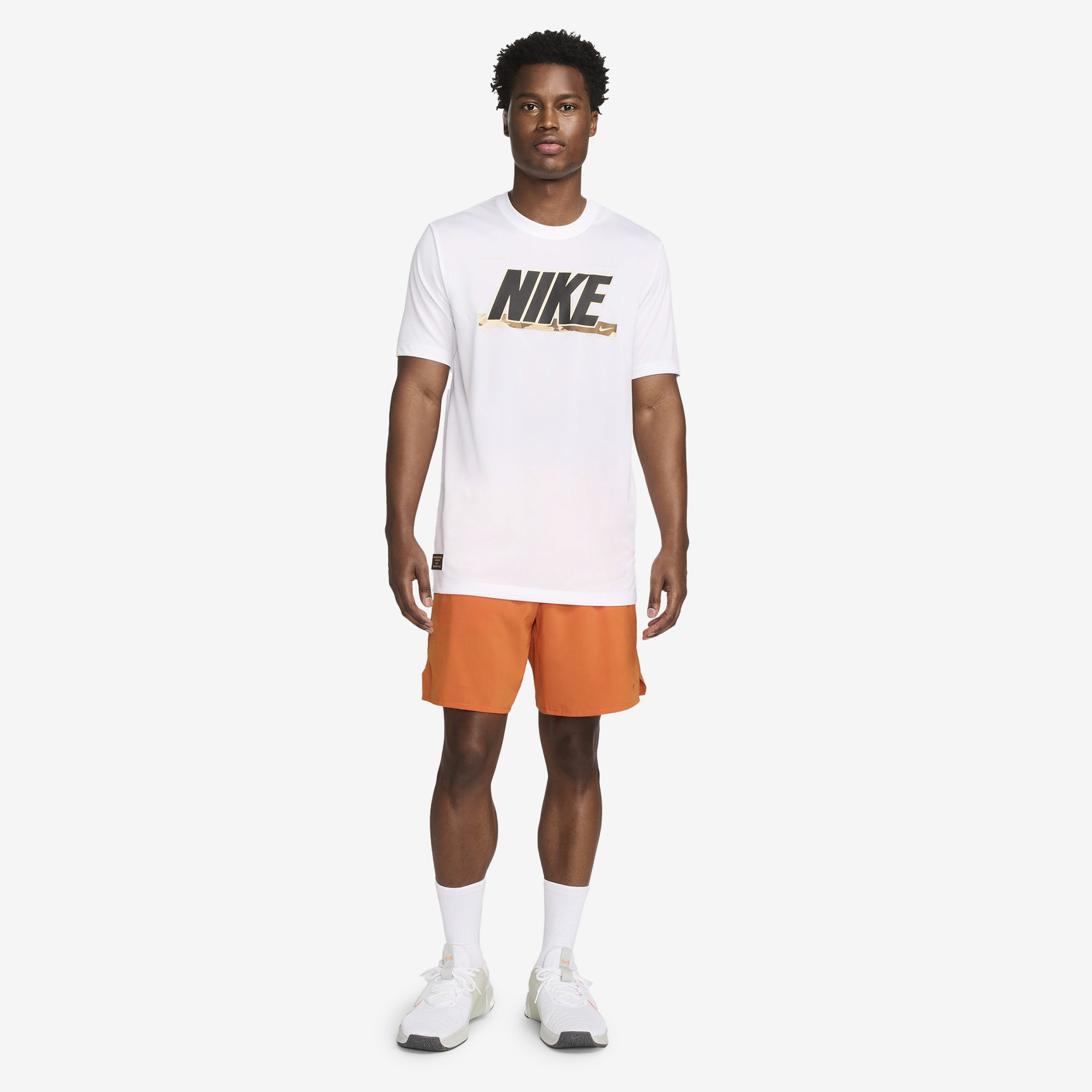 NIKE DRI-FIT T-SHIRT - MEN FV8370-100